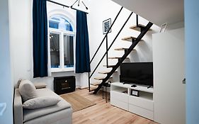 Downtown Double Room Deluxe With Joint Kitchen