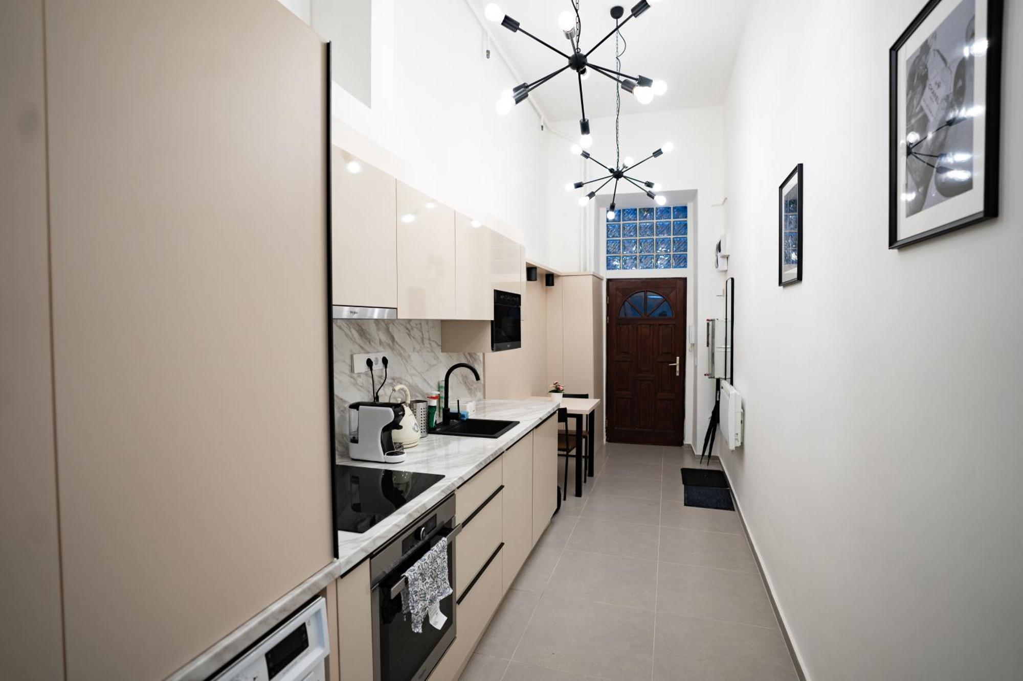Downtown Double Room Deluxe With Joint Kitchen Budapest Exterior foto